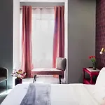 C est La Vie Suite Pensión